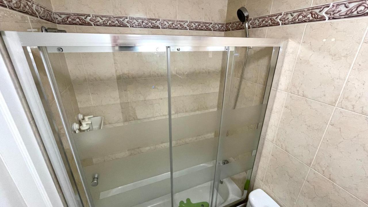 Moderno piso a pie de playa 3 dormitorios Rincon de la Victoria Malaga Exterior foto